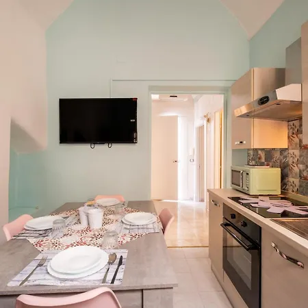 White Apartman *